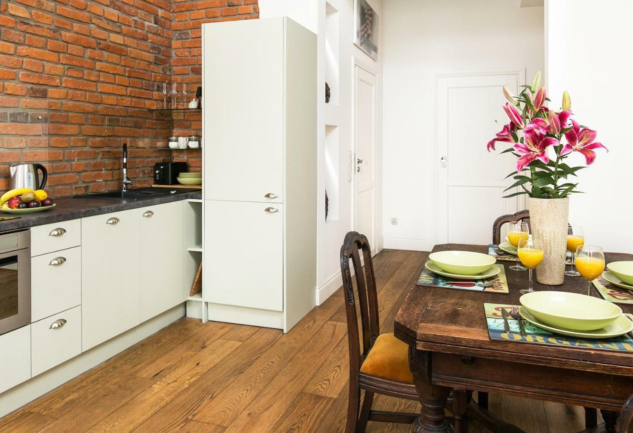 Old Town Brigue Apartment By Otium Cracóvia Exterior foto